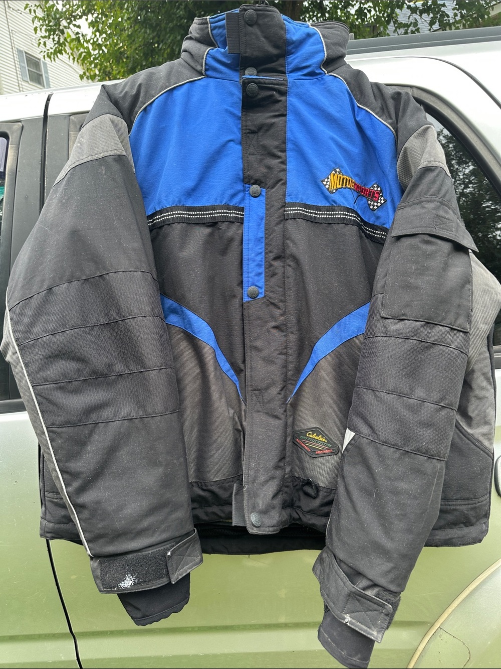 Cabela's Black and Blue Men's Puffer Jacket